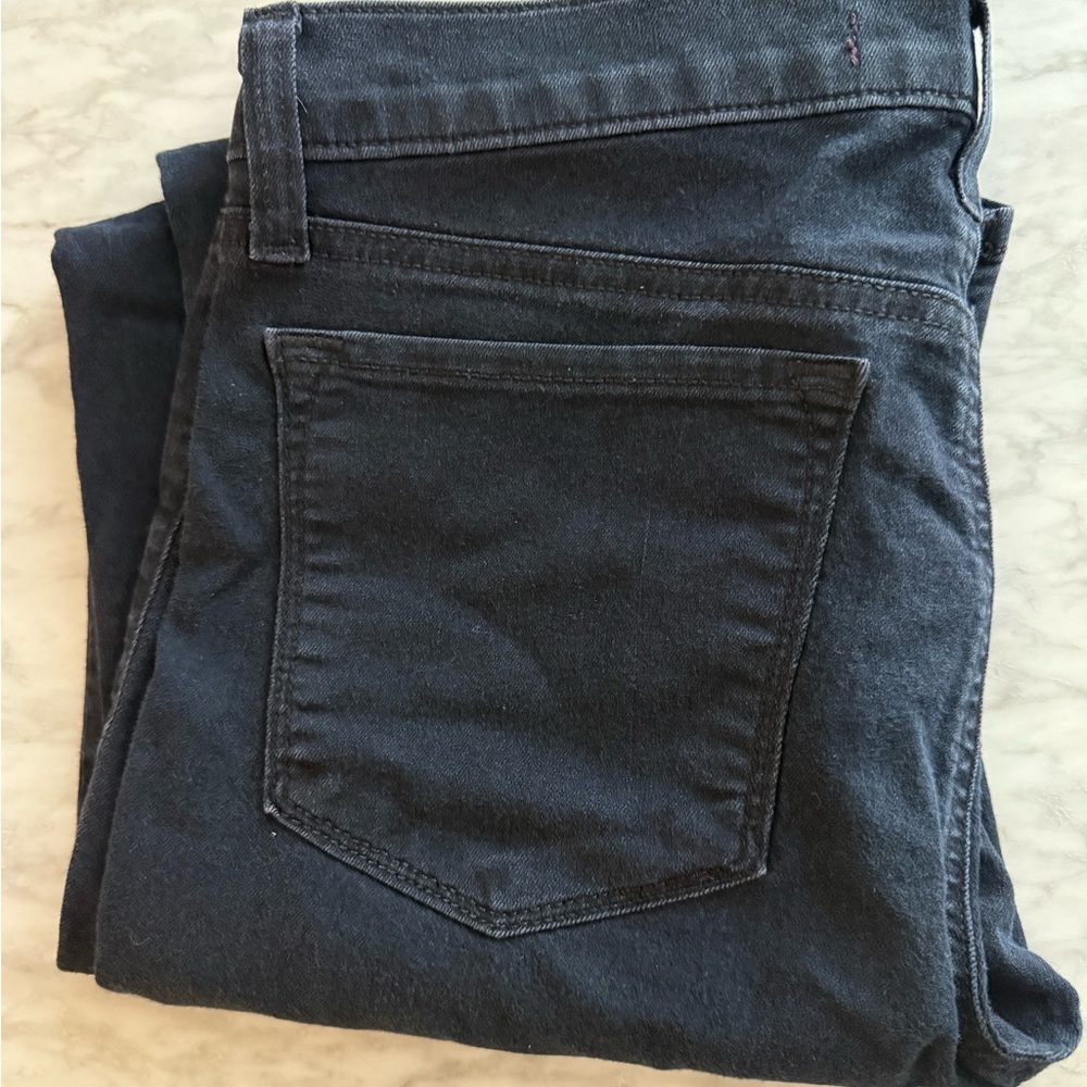 J Brand Black Skinny Jeans Classic Style size 30